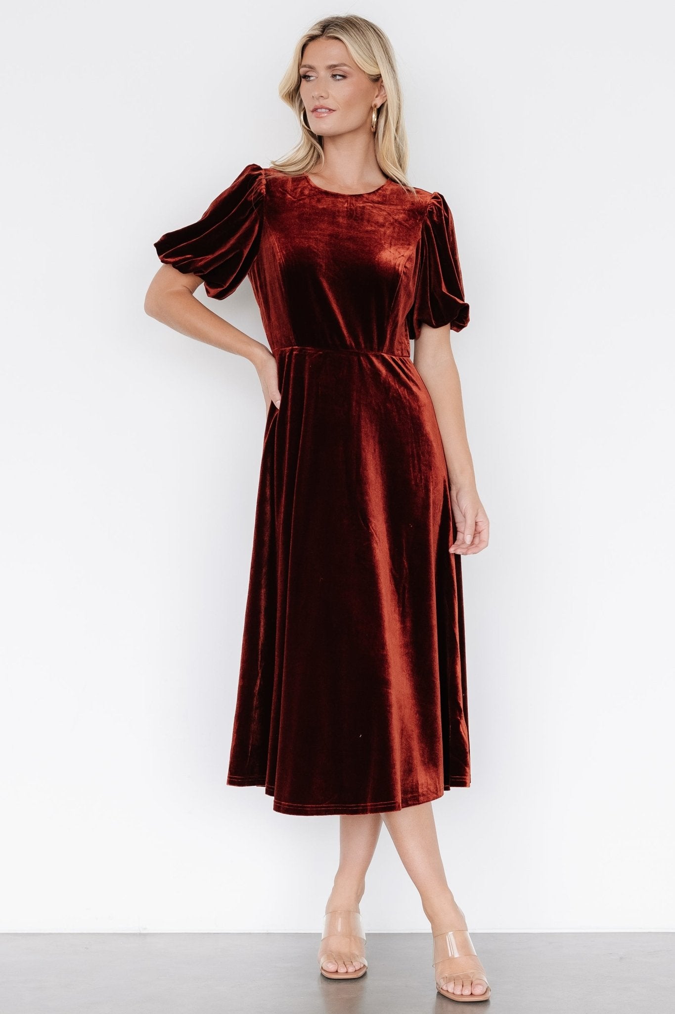 Velvet Midi Dress for Special Occasions | Nita Deep Cinnamon