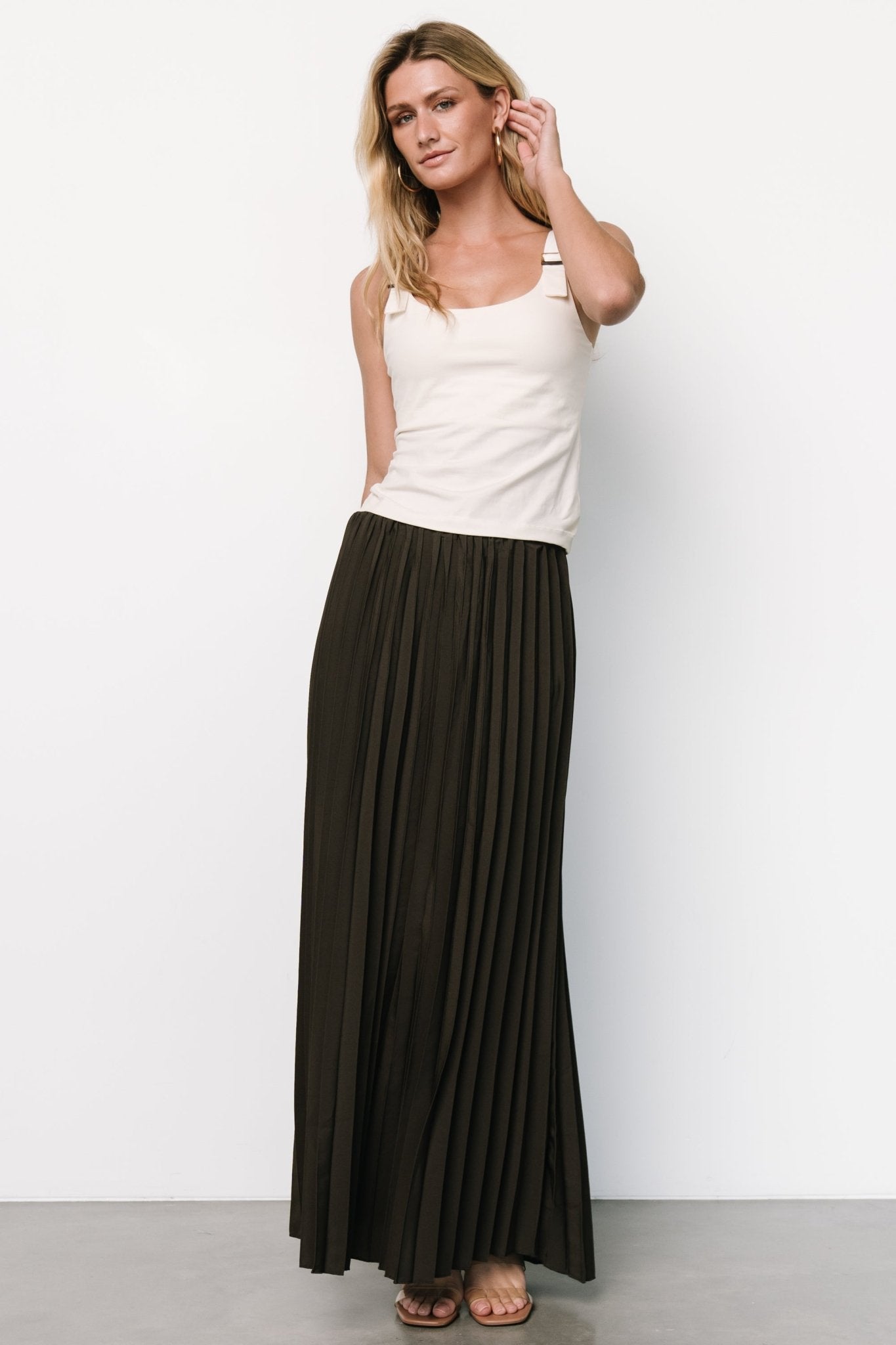 Pleated Maxi Skirt with Elastic Waistband | Vinny Charcoal