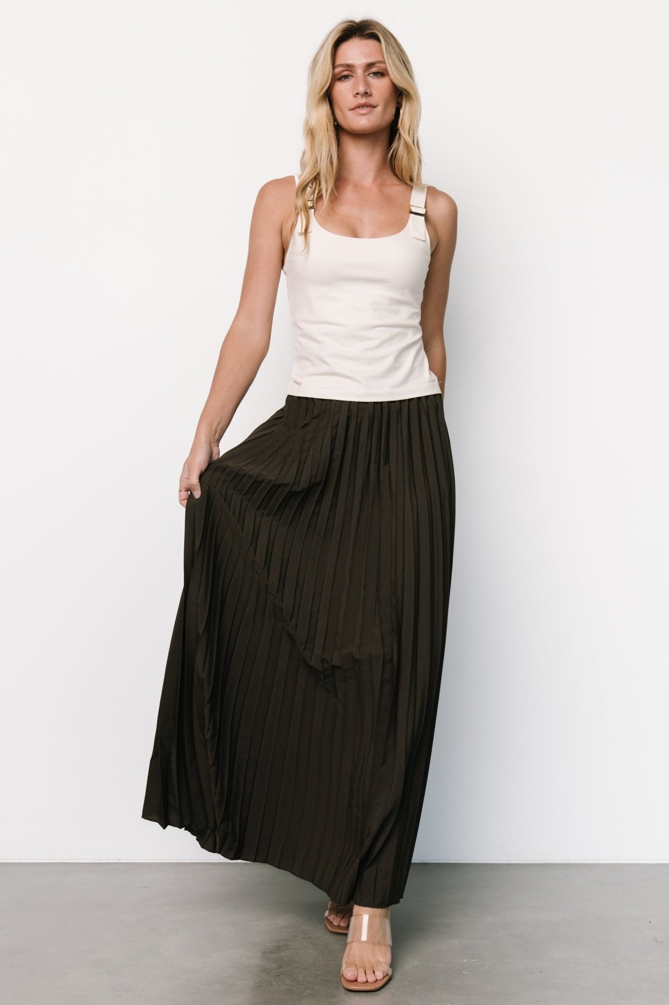 Pleated Maxi Skirt with Elastic Waistband | Vinny Charcoal