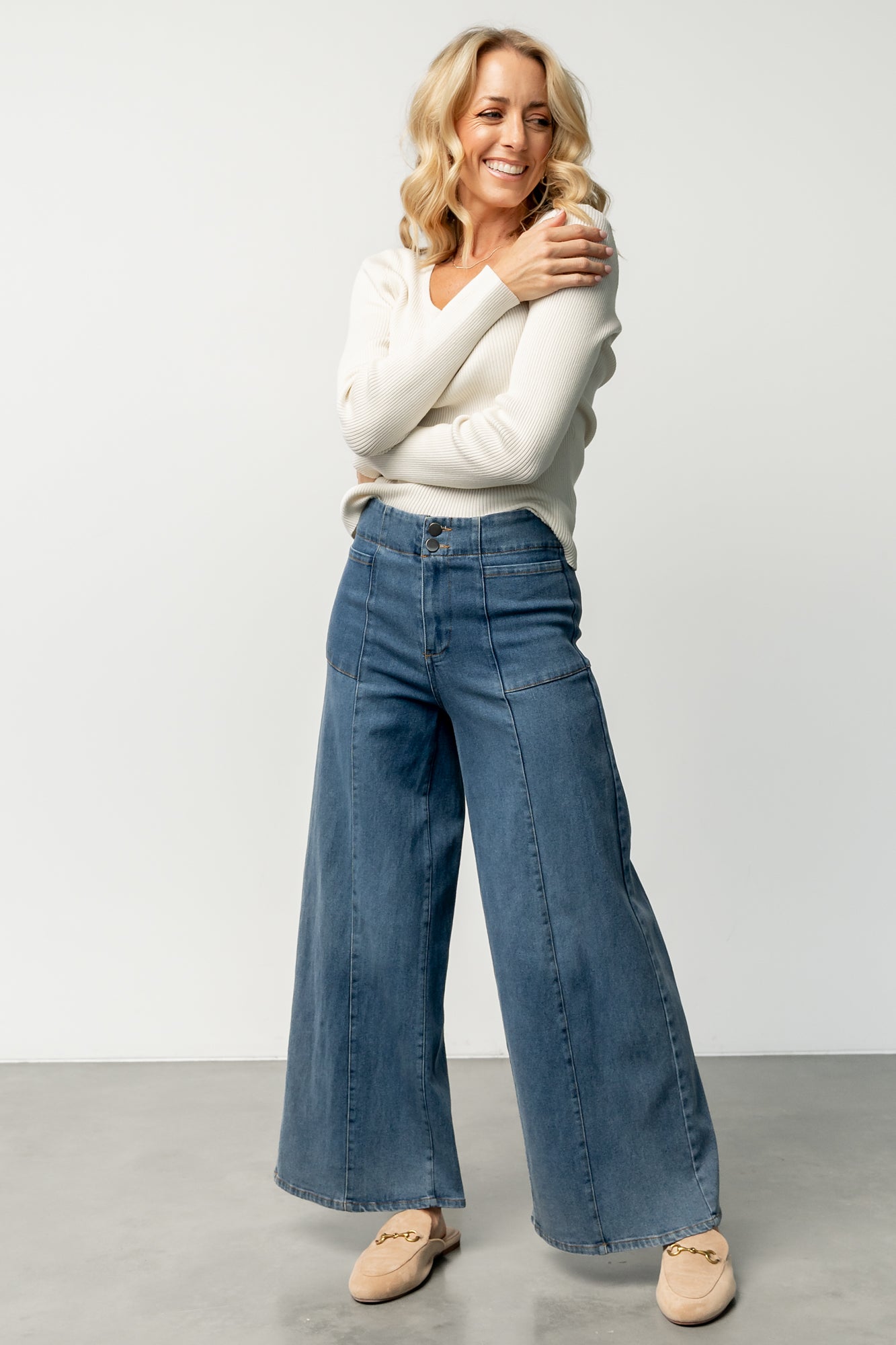 Mid Rise Wide Leg Jeans for Women | Dark Wash & Stretch | Emmi