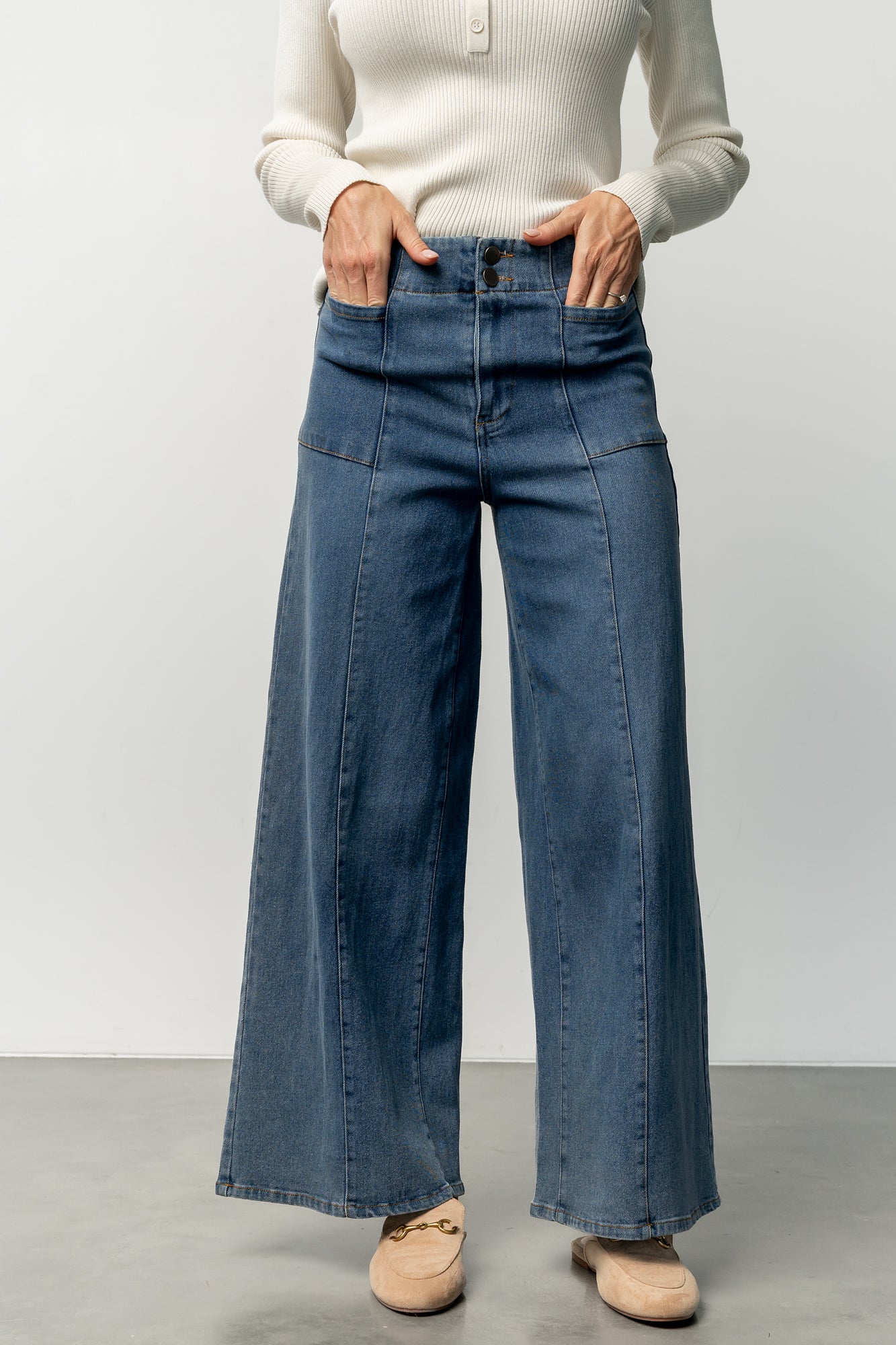 Mid Rise Wide Leg Jeans for Women | Dark Wash & Stretch | Emmi