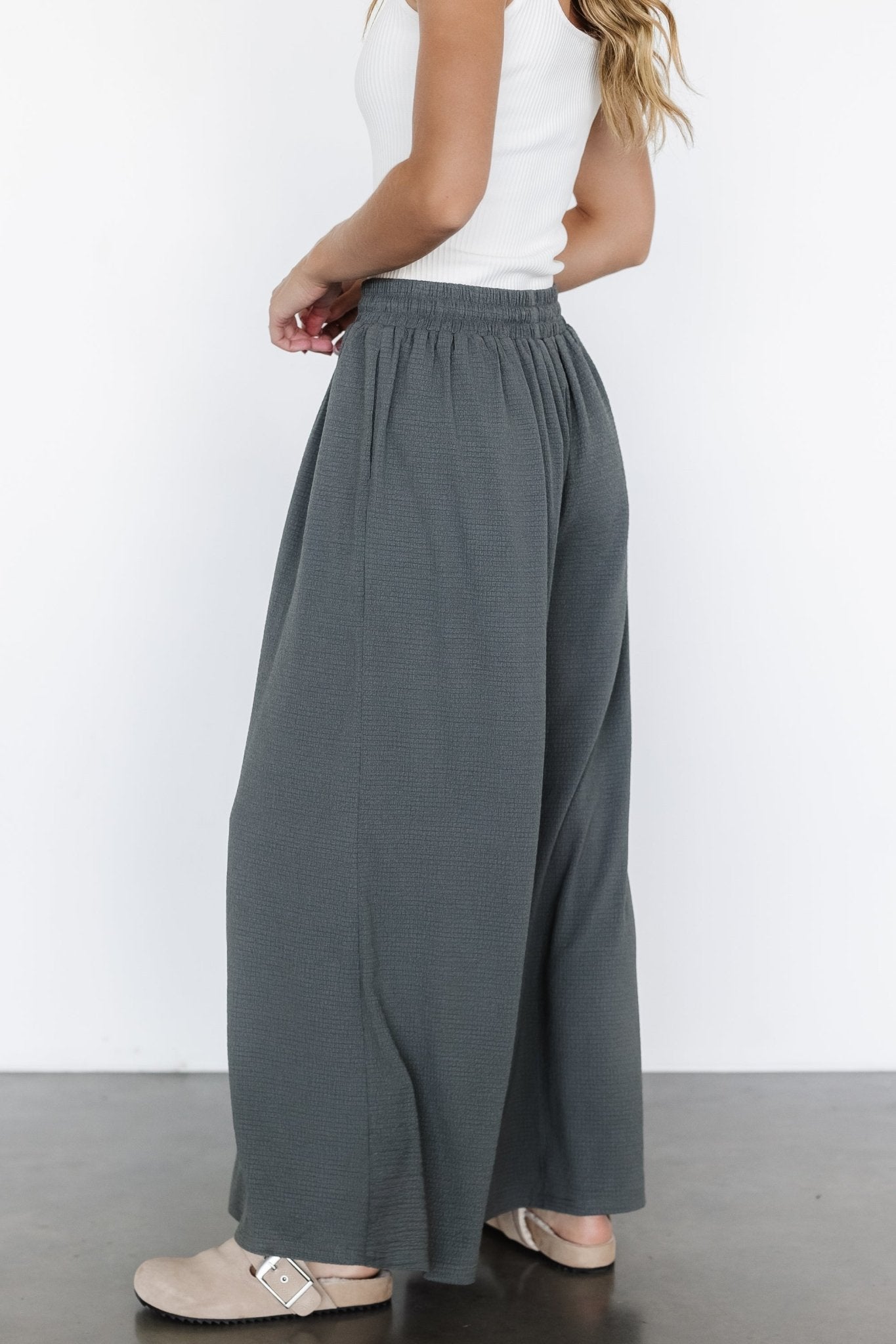 Wide-Leg Olive Pants for Travel & Work | Florence Textured