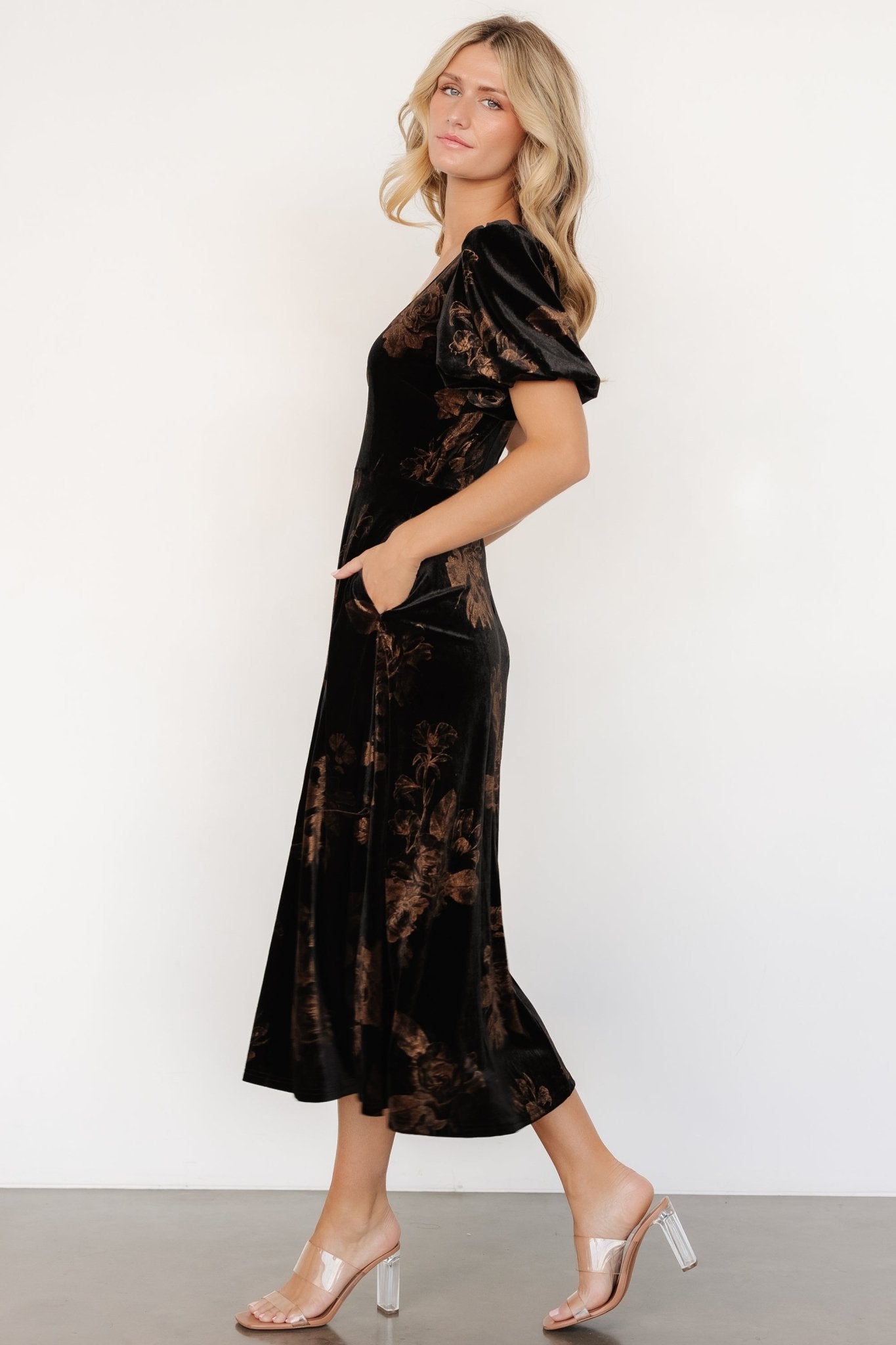 Velvet Midi Dress with Floral Pattern | V-Neck & Puff Sleeves | Janna