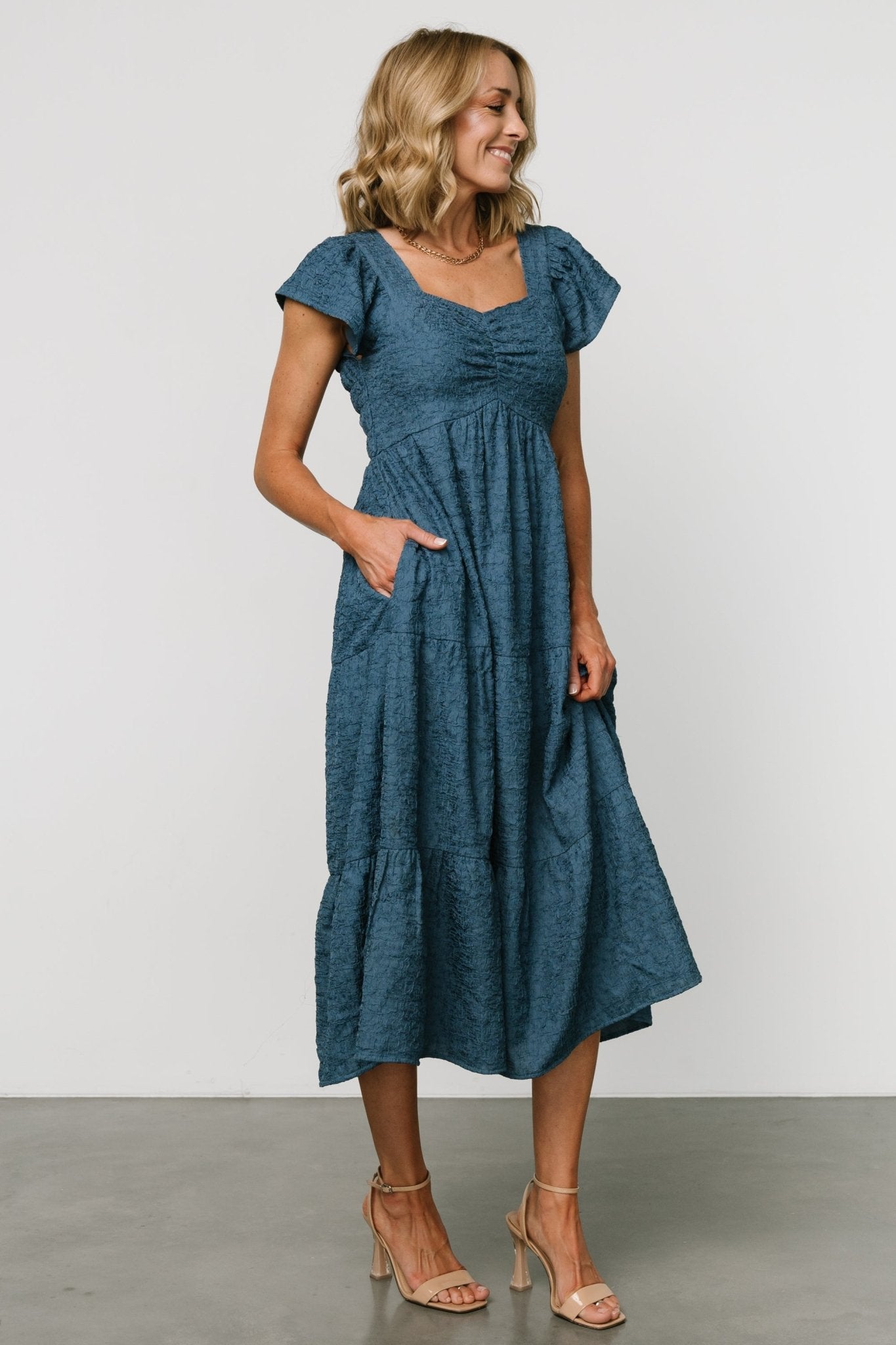 Blue Midi Dress with Sweetheart Neckline & Hidden Pockets | Kesler